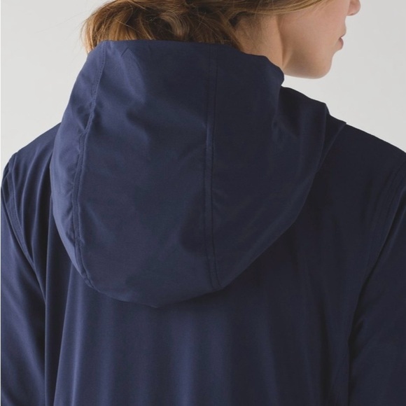 Lululemon navy Belle Jacket size 10 - Picture 5 of 11